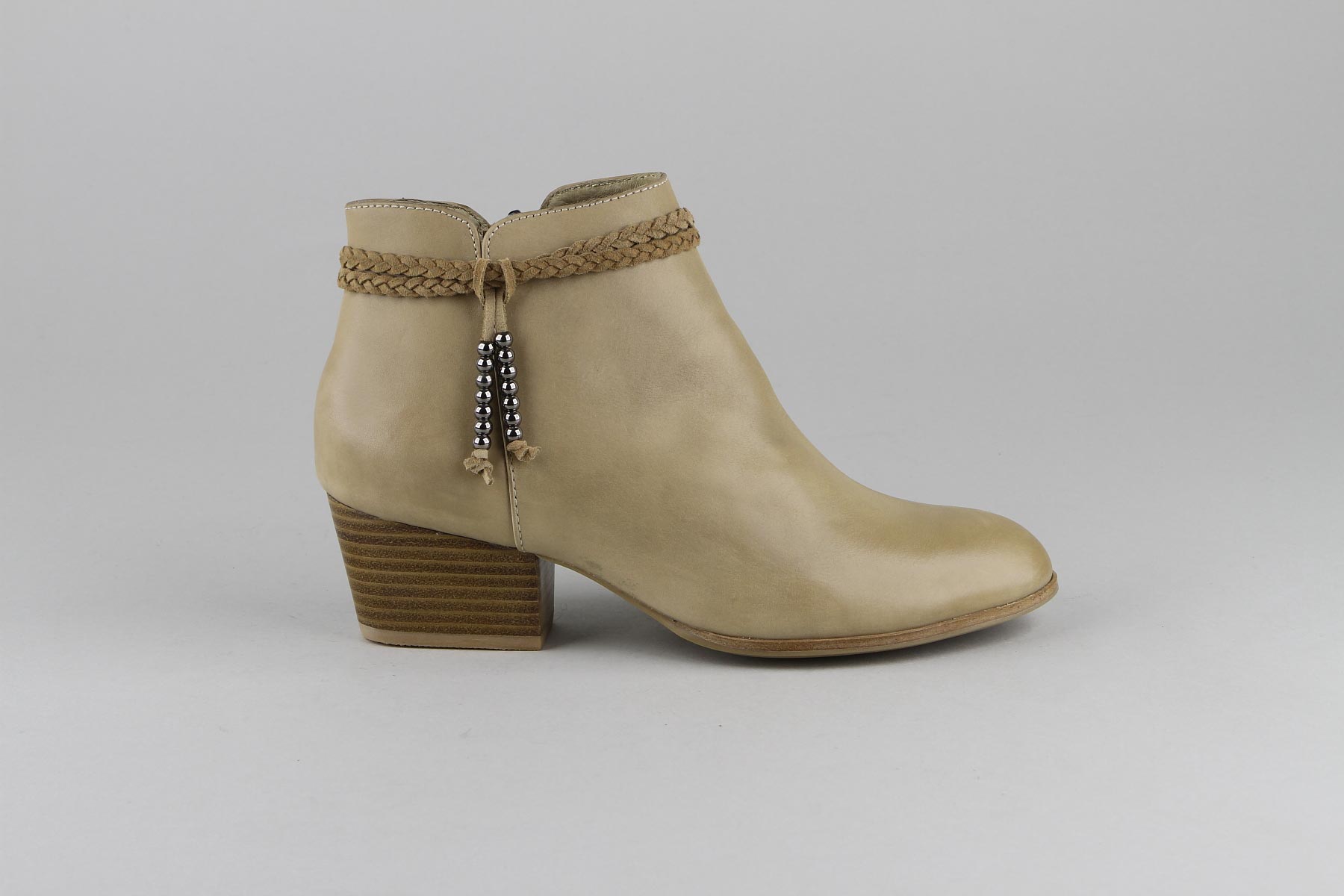 Bottines femme cuir beige
