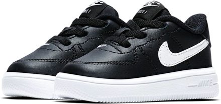 Sneakers nike maat 26