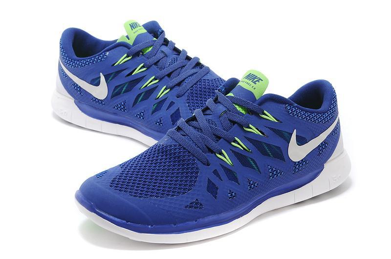 Nike running outlet online - Chaussure - lescahiersdalter