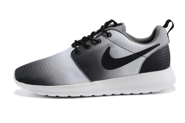 Running in nike roshe