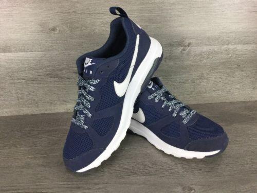 Nike running shoes 8.5