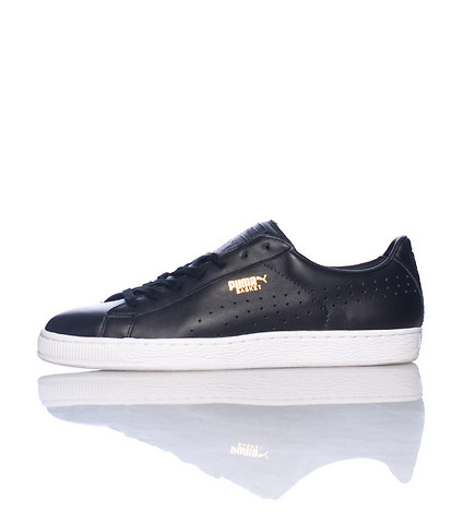 Sneaker basket