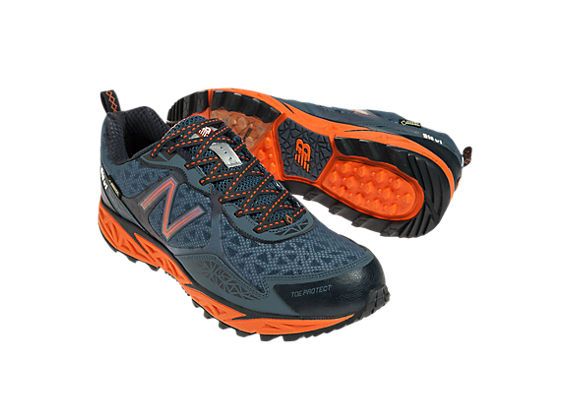 Chaussures de running 890 abzorb® fantom fit® revlite®