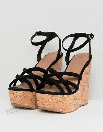 Chaussures compensées talon large