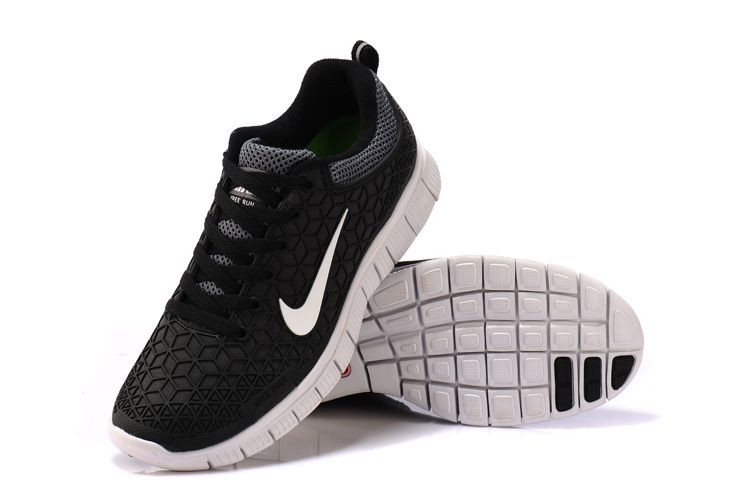Nike running shoes 6.0
