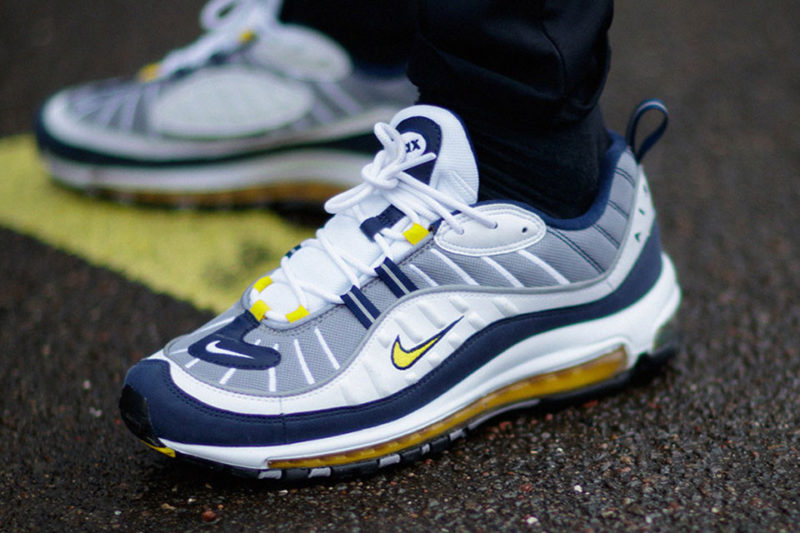 Sneakers nike terbaik
