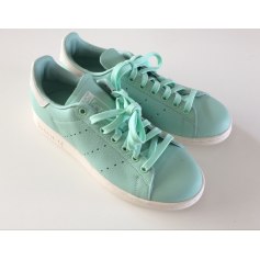 Stan smith femme vide dressing