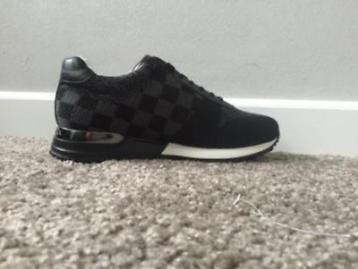 Louis vuitton sneakers zwart dames