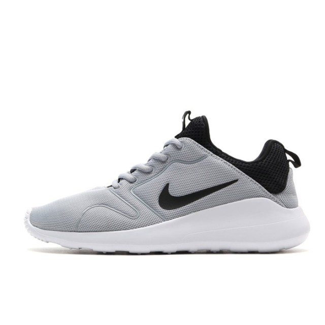 Sneakers nike jual