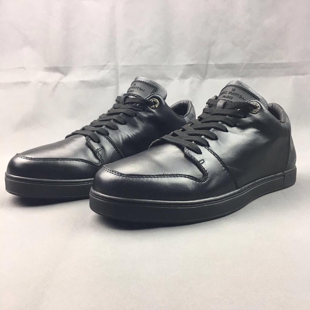 Louis vuitton low sneakers