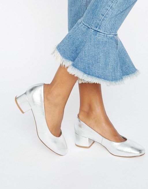 Ballerine blanche a talon