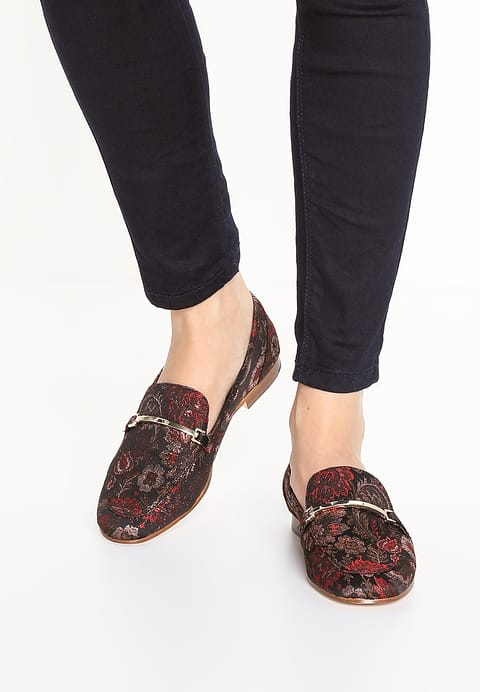 Mocassin femme avec picots