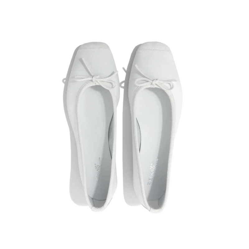 Ballerine reqins blanche