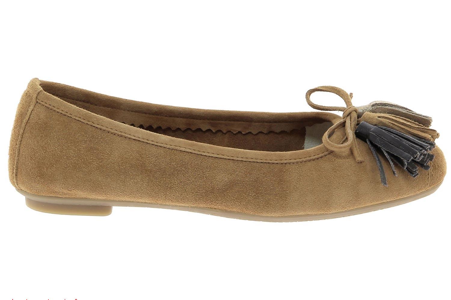 Ballerine reqins pompon