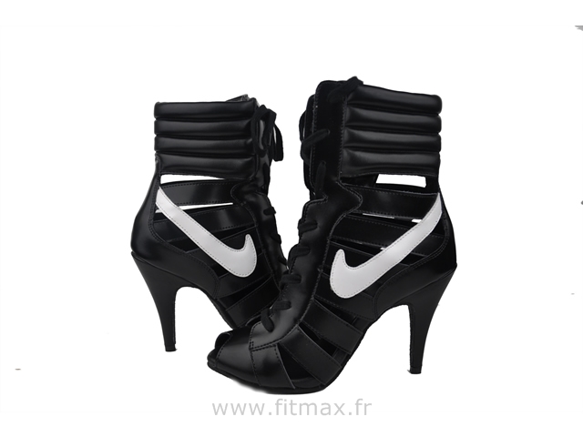 Chaussure nike compensee