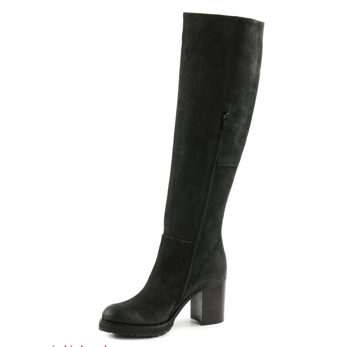 Bottes hautes a talons