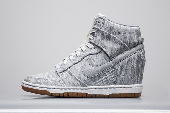 Chaussure nike compensee femme