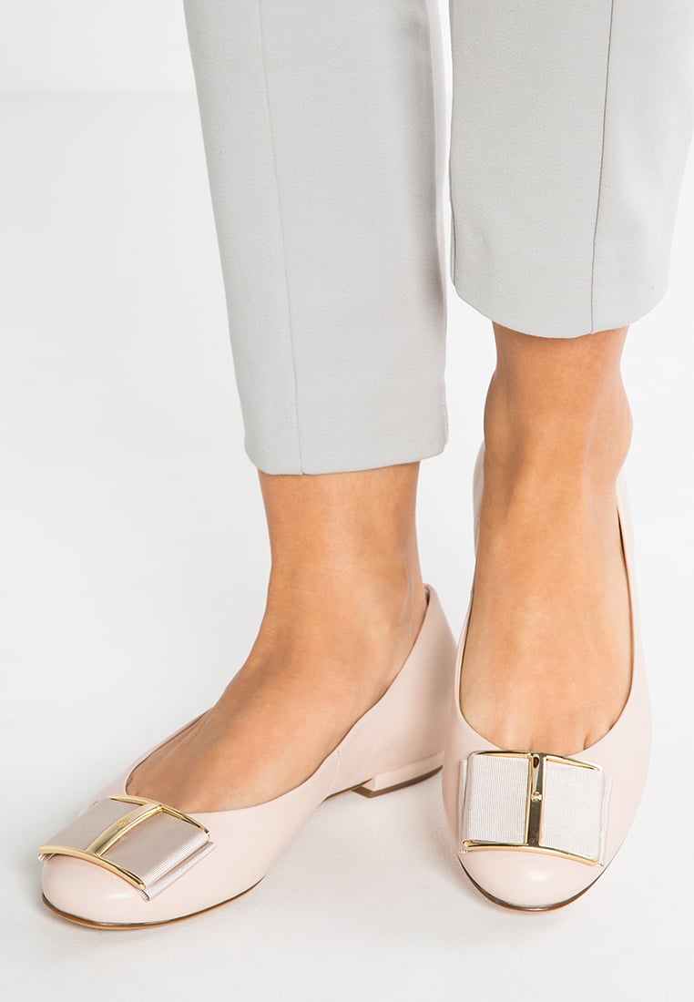 Ballerine hogl