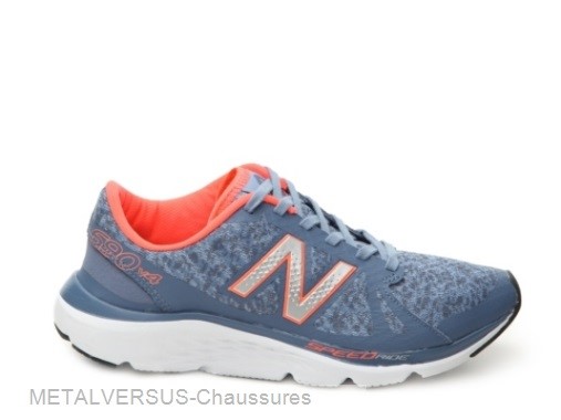 Chaussures de running 690 gris