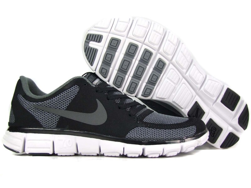 Nike running shoes 7.0