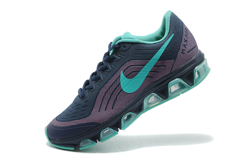 Running in nike air max 2014