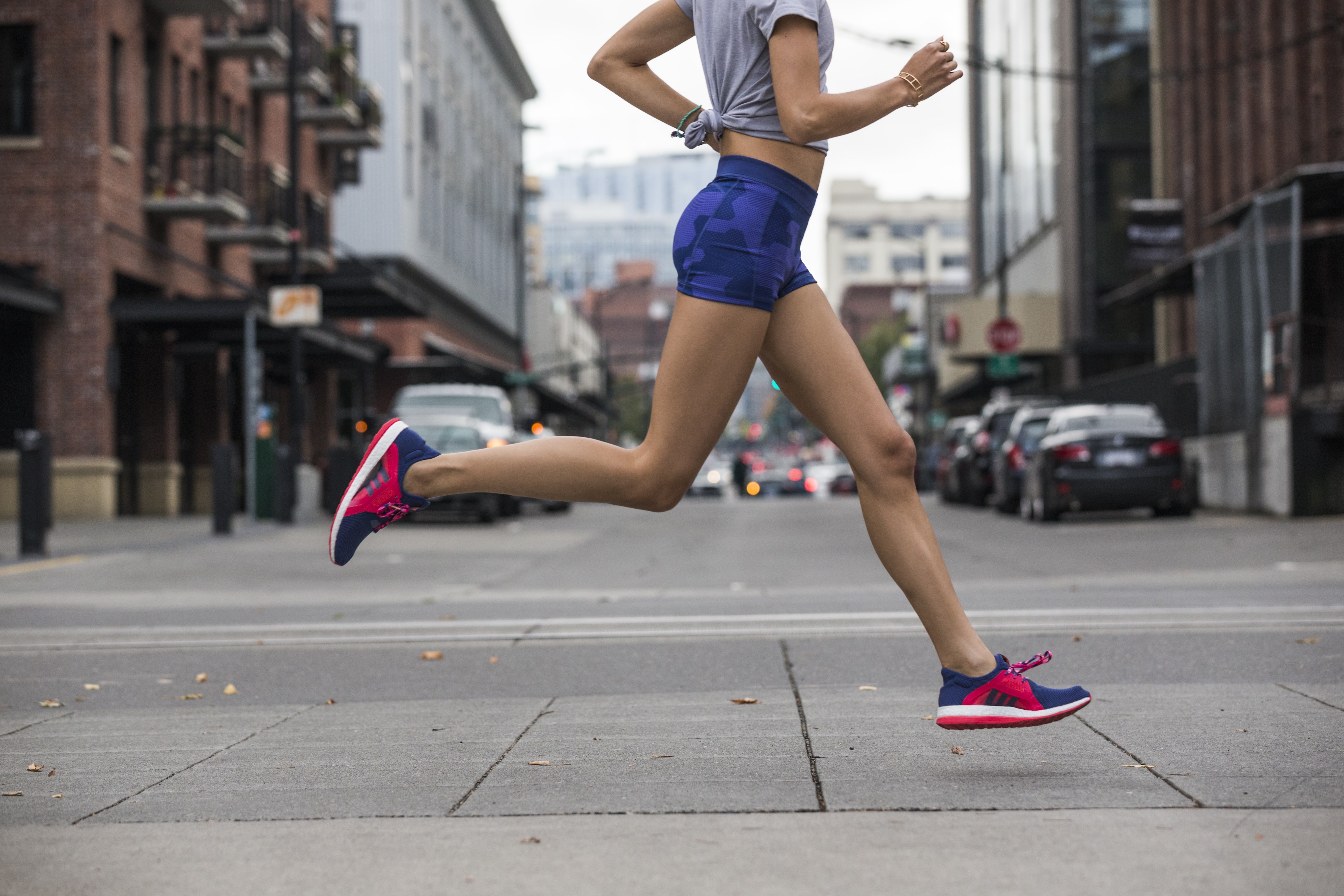 Comment choisir ses chaussures de running femme