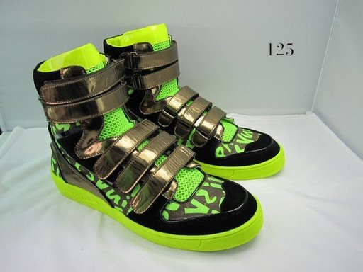 Louis vuitton graffiti sneakers