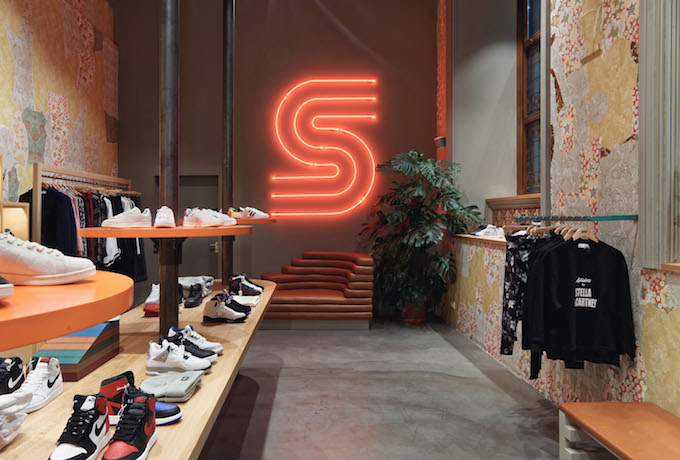 Sneakersnstuff omsättning