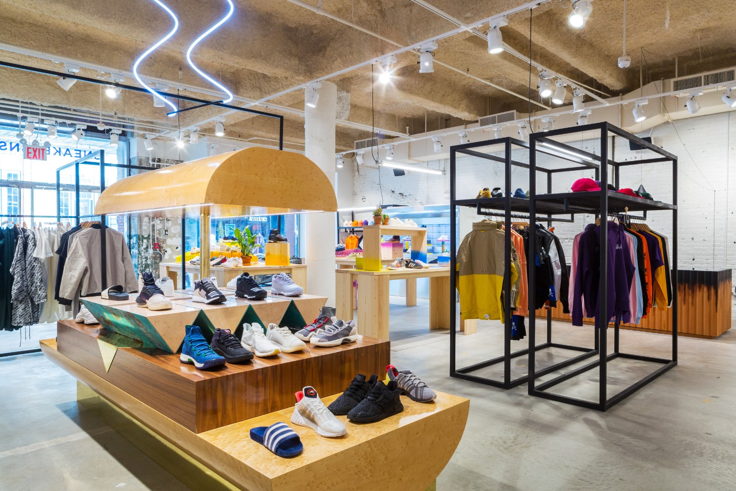 Sneakersnstuff location