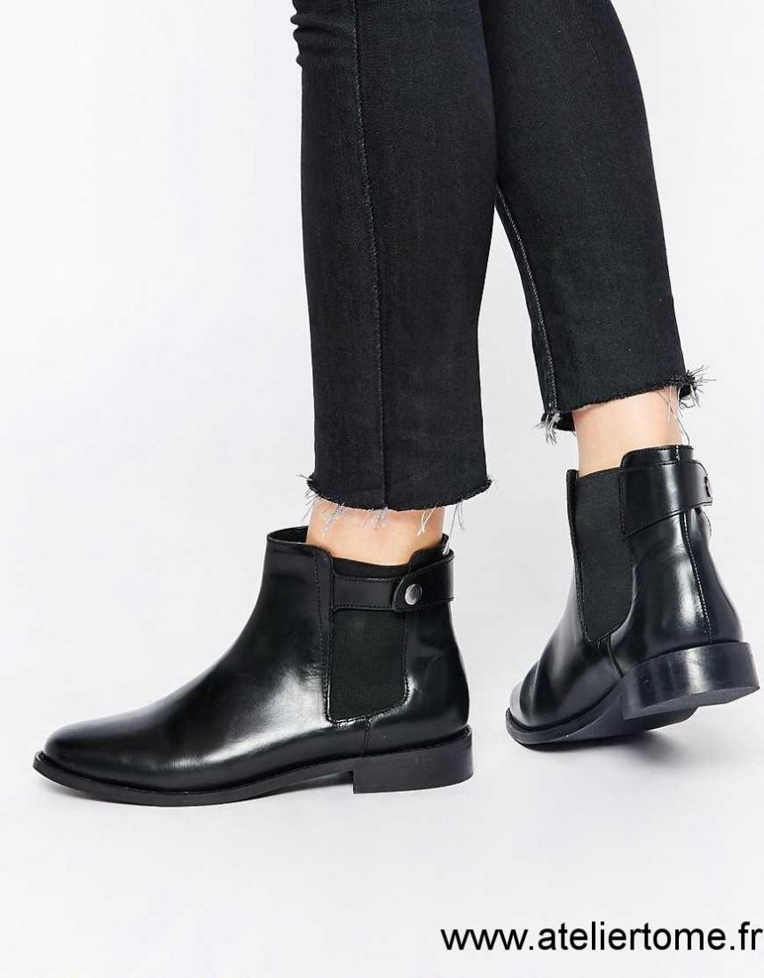 Bottes plates cuir