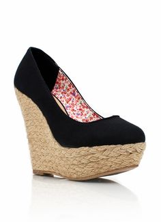 Image de chaussure a talon compense