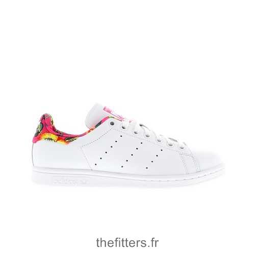 Stan smith femme noir pas cher