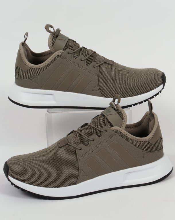 Xclusive sneakers