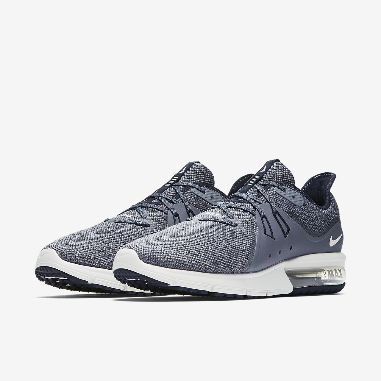 Running shoes nike air max
