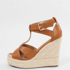 Chaussure compensé btwo