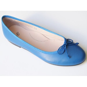 Ballerine bleue