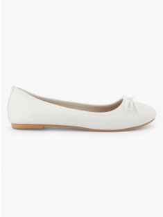 Ballerine fille la halle