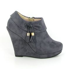 Chaussure de femme compensée