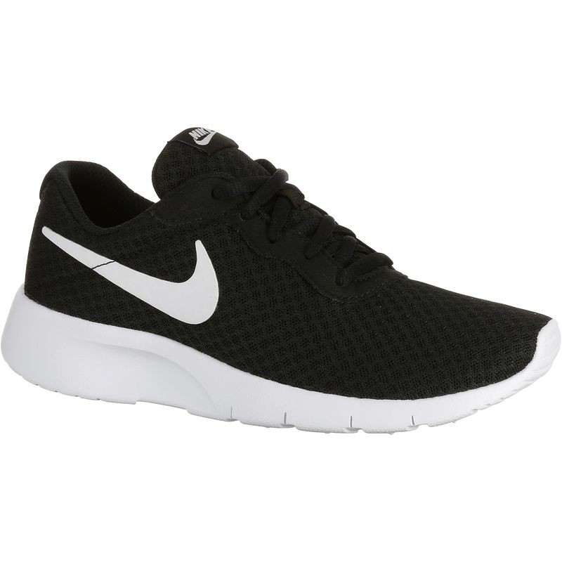 Nike sneakers in black