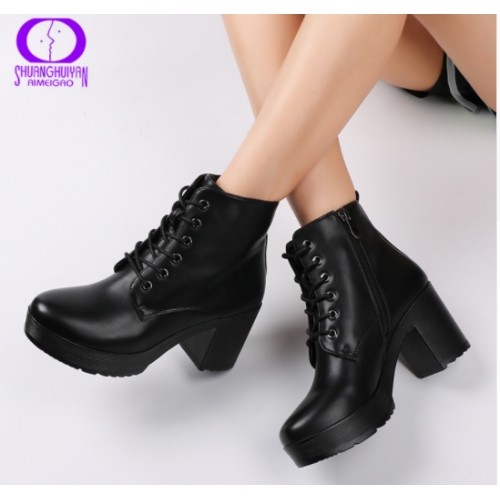 Bottines femme à lacets