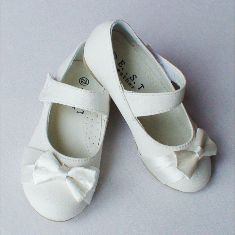 Ballerine fille blanche