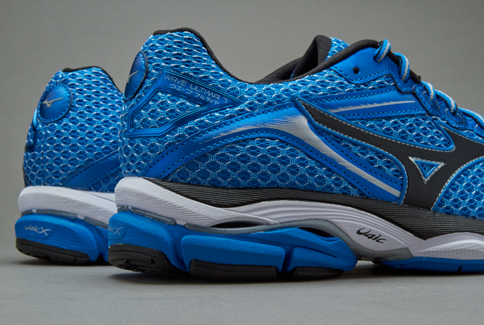Chaussures running homme wave ultima 7 chinese