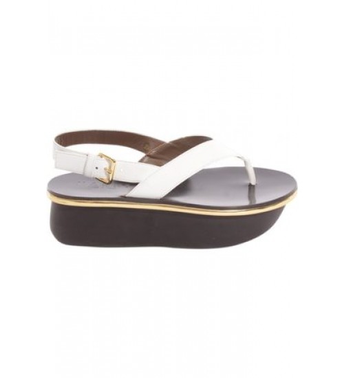 Tong femme grande pointure