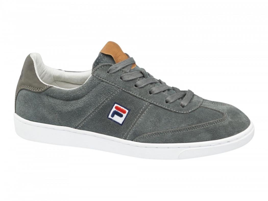 Sneaker shoes