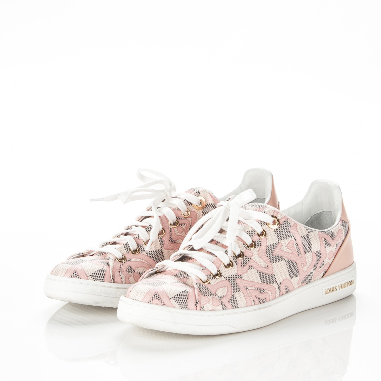 Louis vuitton sneakers bora bora