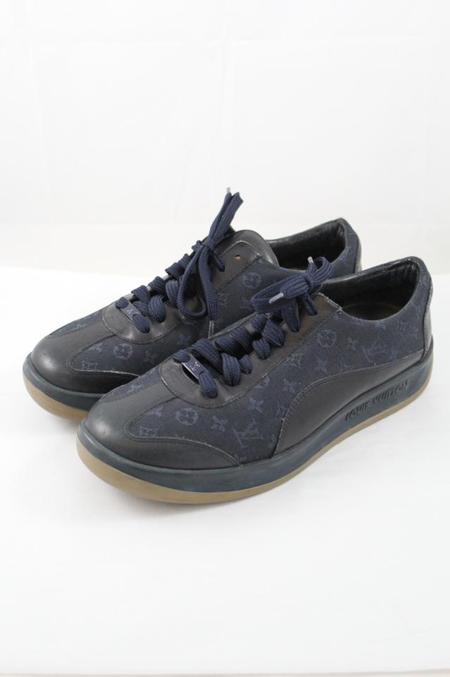 Louis vuitton navy sneakers