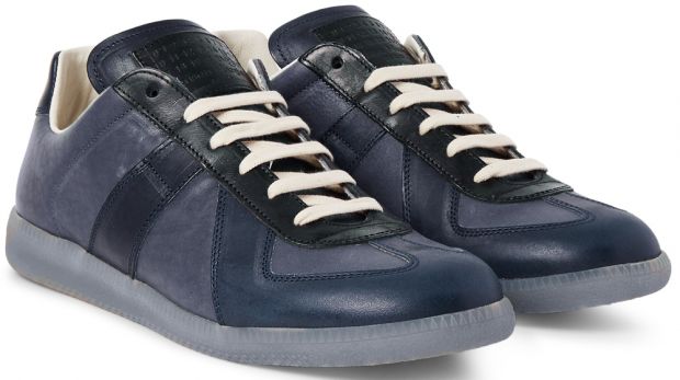 Sneakers job