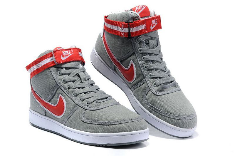 Sneakers nike high top