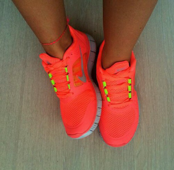 Sneakers nike neon