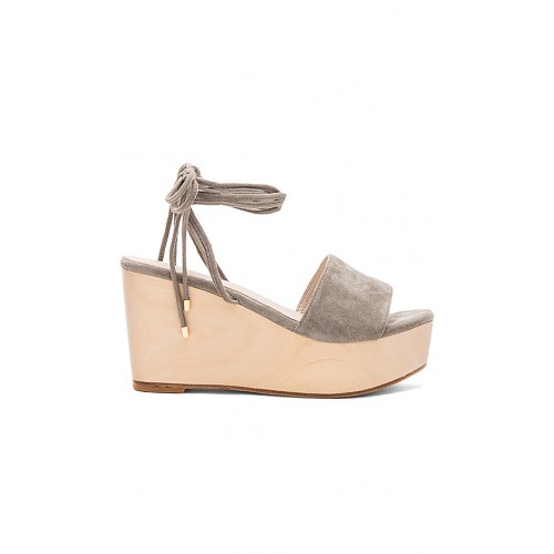 Chaussure compensée de marque